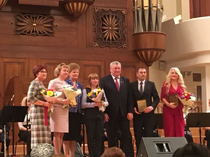 Коллектив «Заинск-информ» стал победителем в республиканском конкурсе «Благотворитель года-2017»